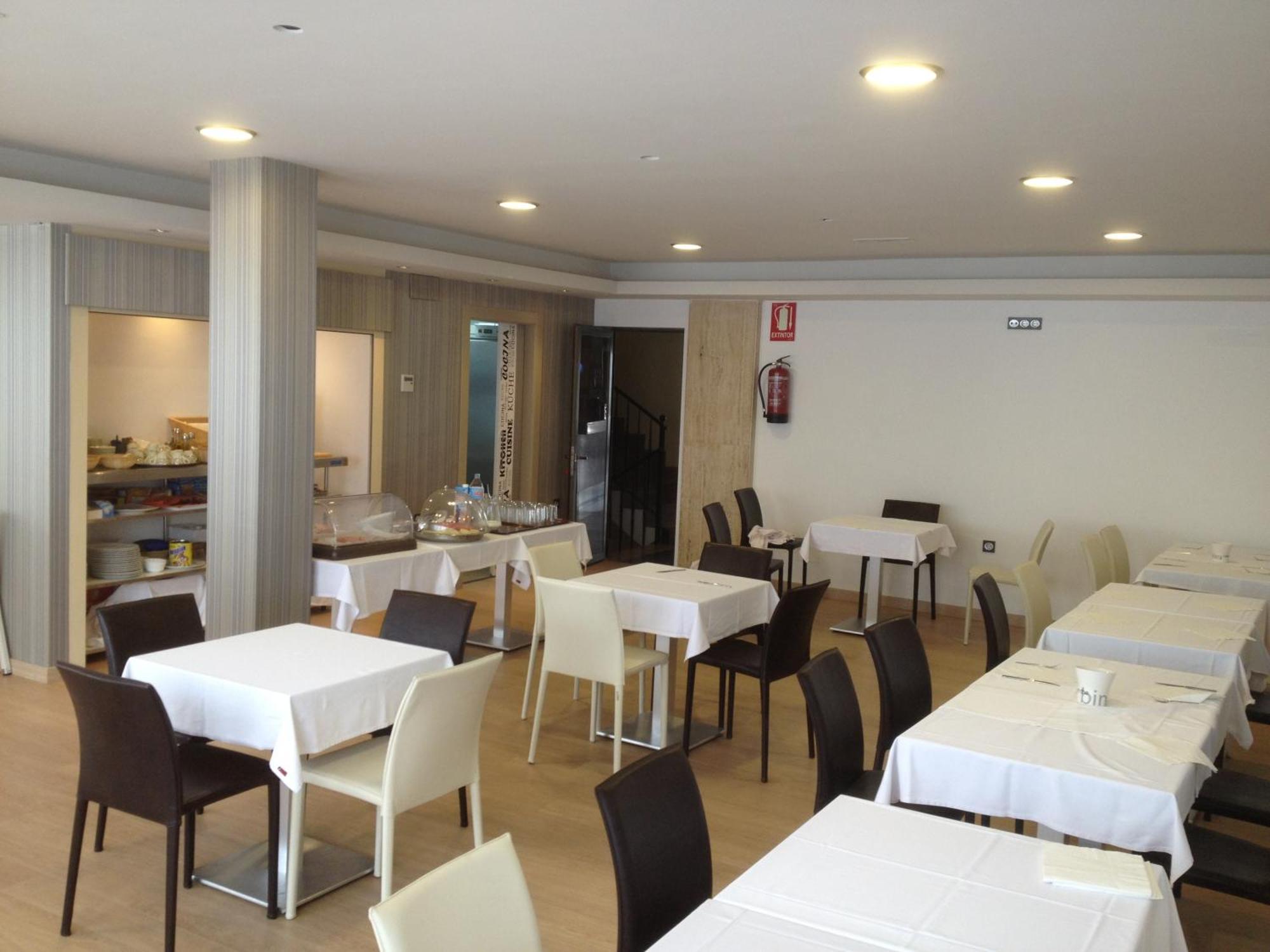 Apartahotel Aguadulce Exterior photo