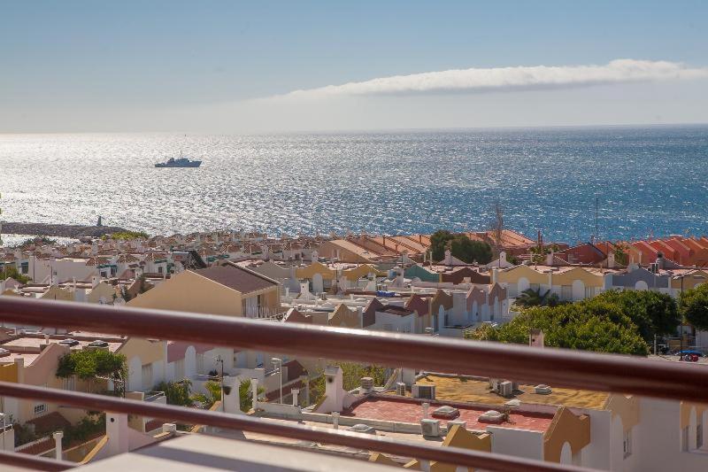 Apartahotel Aguadulce Exterior photo