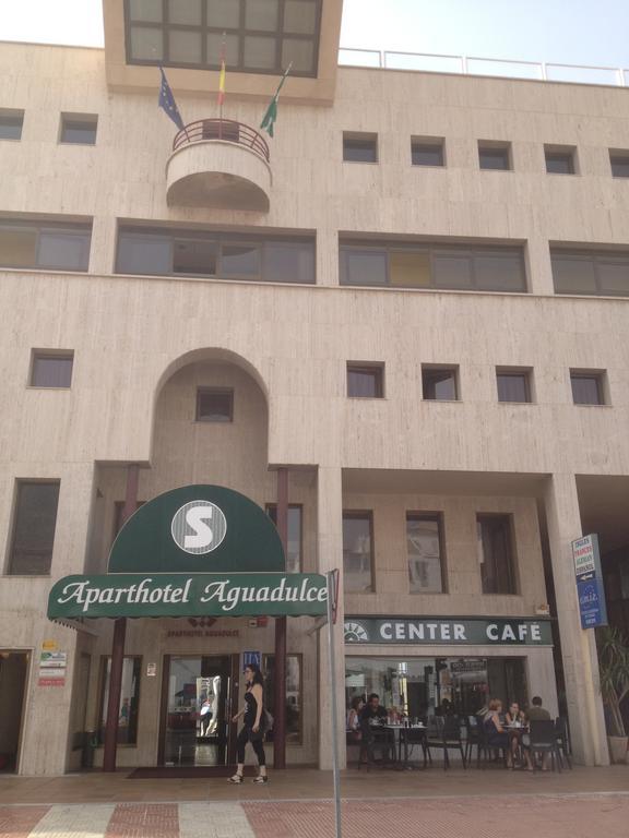 Apartahotel Aguadulce Exterior photo