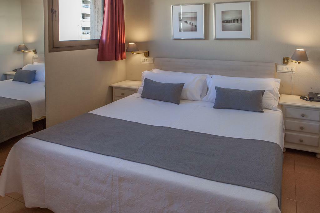 Apartahotel Aguadulce Exterior photo